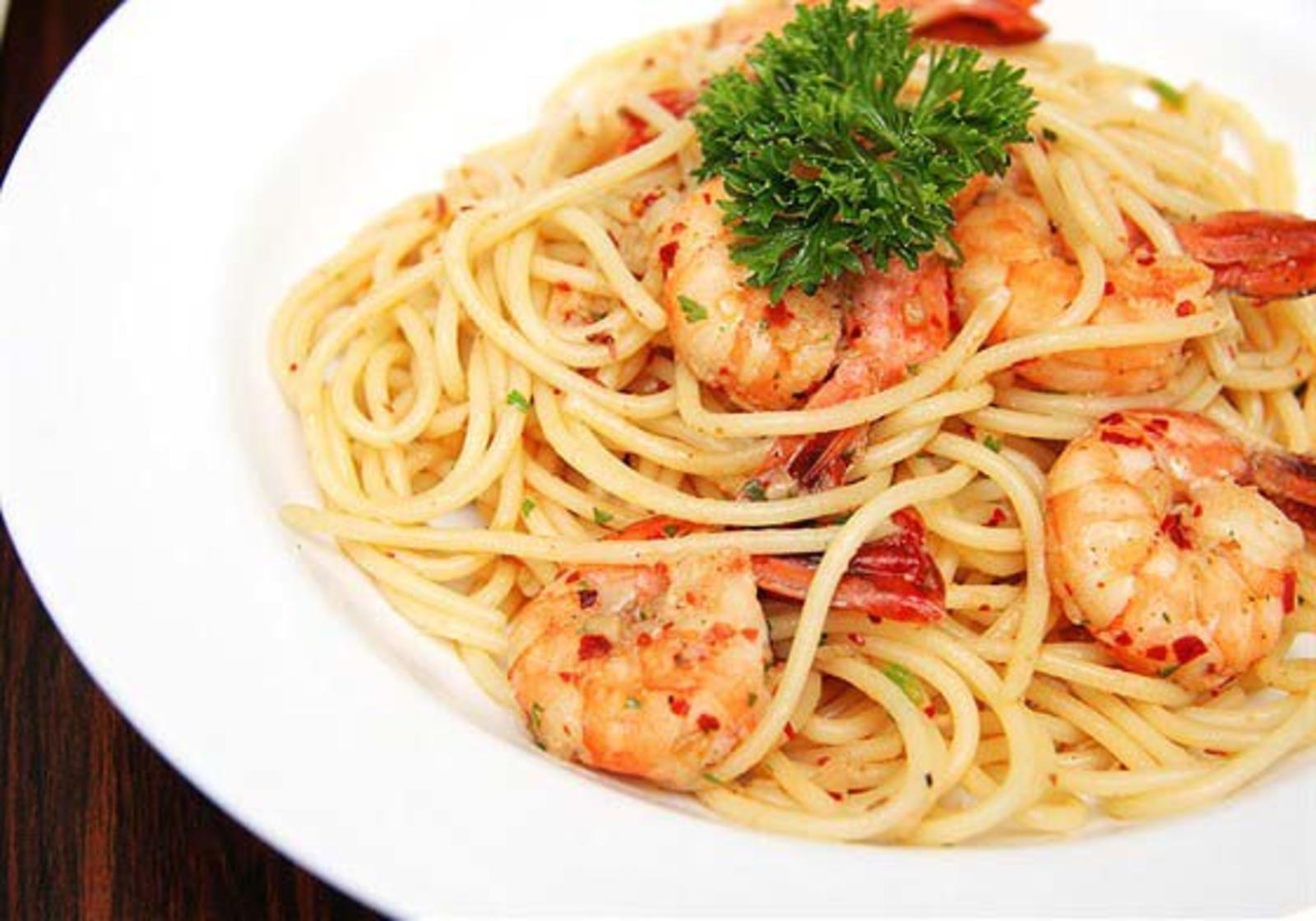 Итальянские спагетти с креветками