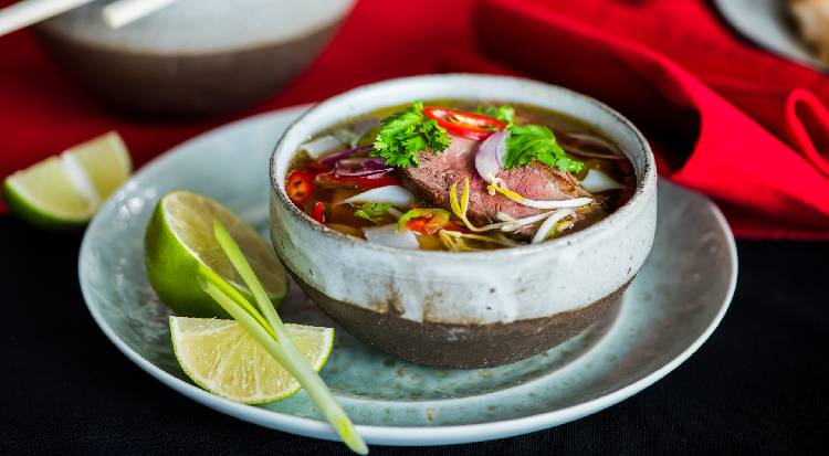 Рецепт любимого праздничного супа вьетнамцев