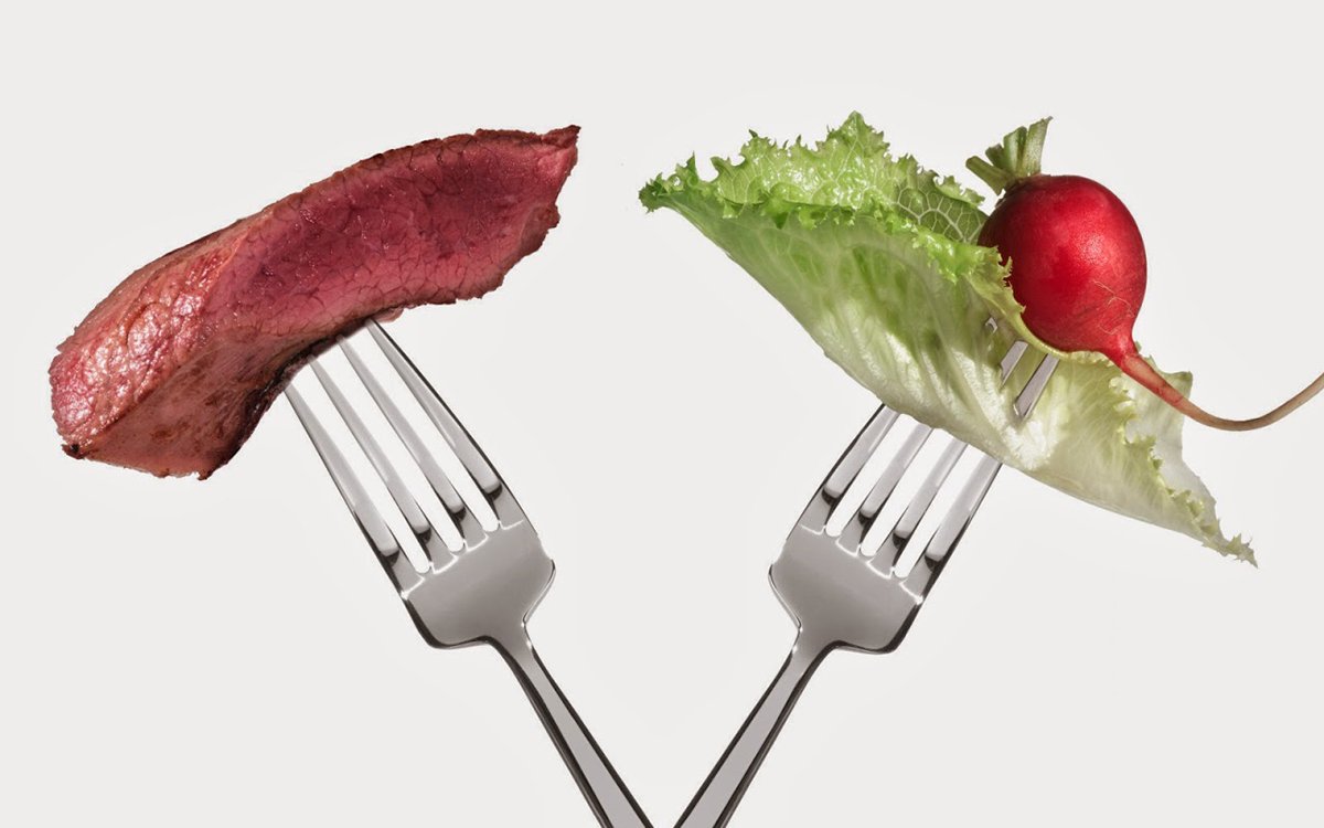 Почему вегетарианцы начинают снова есть мясо