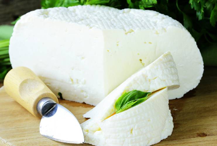 Готовим адыгейский сыр за 10 минут