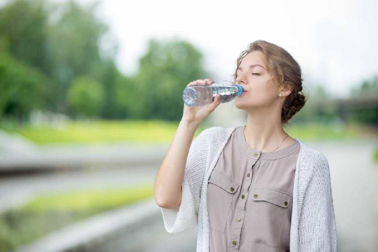 Так сколько же нужно выпивать воды за день?