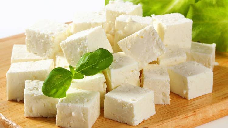 Почему фета считается самым полезным сыром?