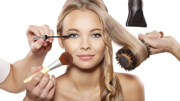 Каким должен быть макияж, чтобы женщина выглядела дорого?
