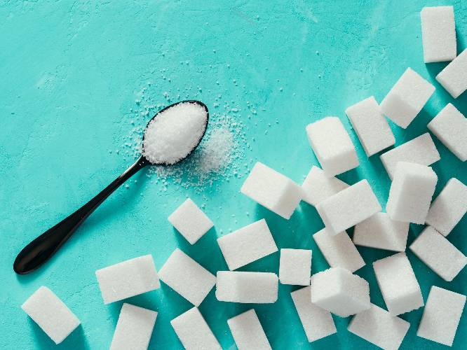 Как уменьшить количество сахара в рационе