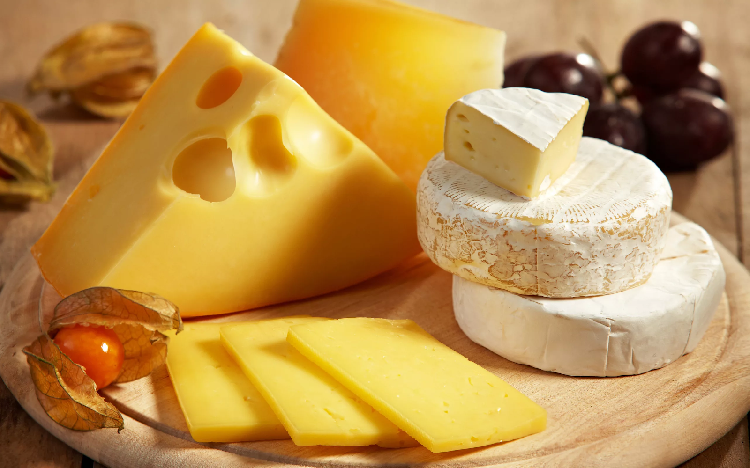 Как отличить оригинальный сыр от сырного продукта