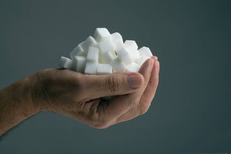 Как уменьшить объем потребляемого сахара?