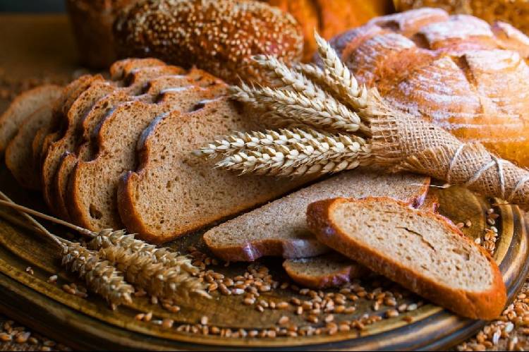 Диетологи развеяли мифы о хлебе