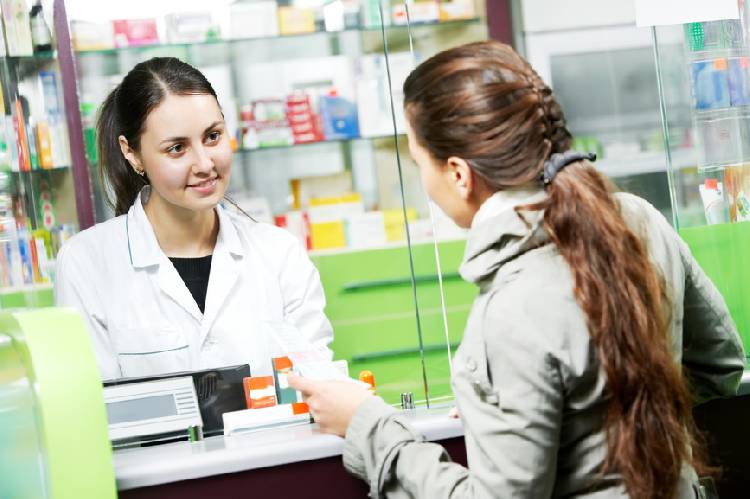 Что нужно купить в аптеке в период коронавируса