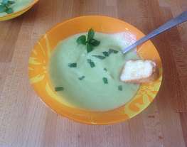 Крем-суп из цукини с кокосовым молоком