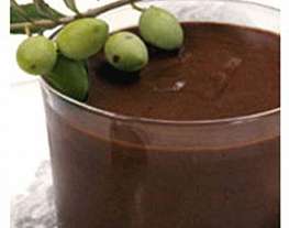 Шоколадный мусс с оливковым маслом