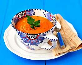 Весенний суп из моркови и картофеля