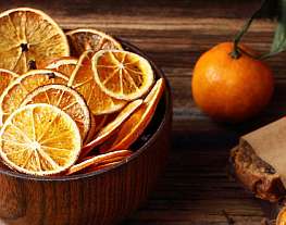 Сушеные апельсины с гвоздикой