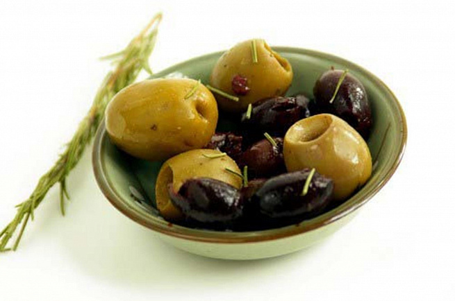 Как приготовить *оливки* в домашних условиях и из чего?