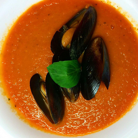 Томатный суп с морепродуктами - рецепт с фото, рецепт приготовления в  домашних условиях