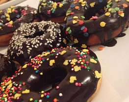 Пончики с глазурью (Dunkin donuts)