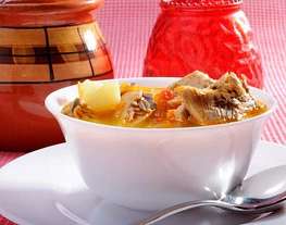 Суп из копченой пикши с молодым картофелем и шафраном