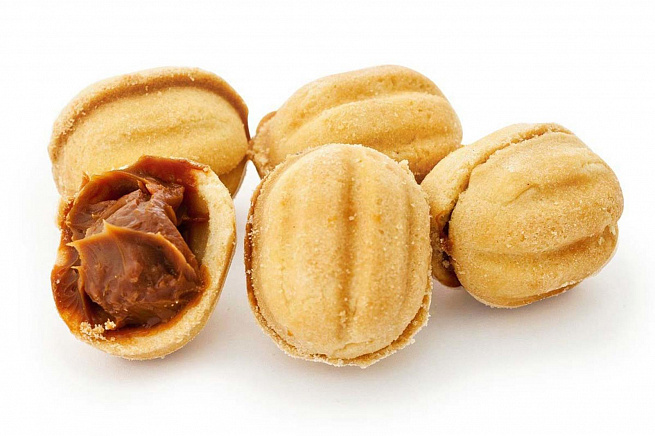 Орешки со сгущенкой: пошаговый рецепт выпечки