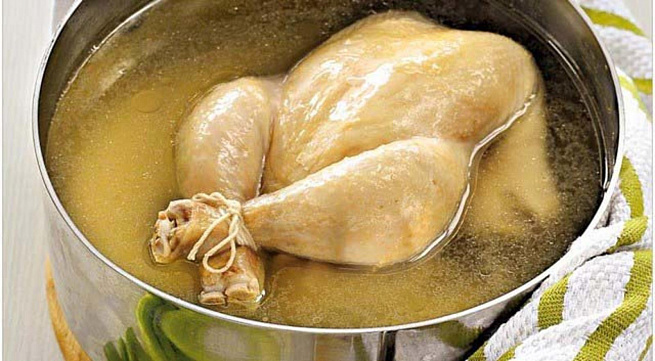 Домашняя курица в луково-яичном бульоне, ljvаiyzz rehbwа d kerjdj-zbxyjv ,ekmjyt