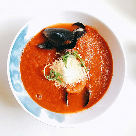 Томатный суп с морепродуктами - рецепт с фото, рецепт приготовления в  домашних условиях