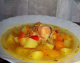 Суп с лососем и болгарским перцем