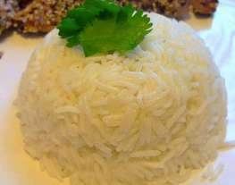 Кокосовый рис с кафрским лаймом