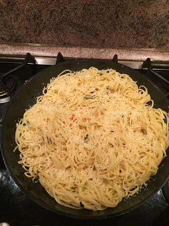 Спагетти с чесноком и маслом, cgаutnnb c xtcyjrjv b vаckjv