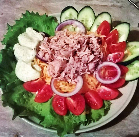 Тюна салат с Ко‑Пангана, n.yа cаkаn c rj‑gаyuаyа