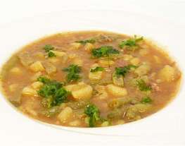 Щавелевый суп с белой фасолью
