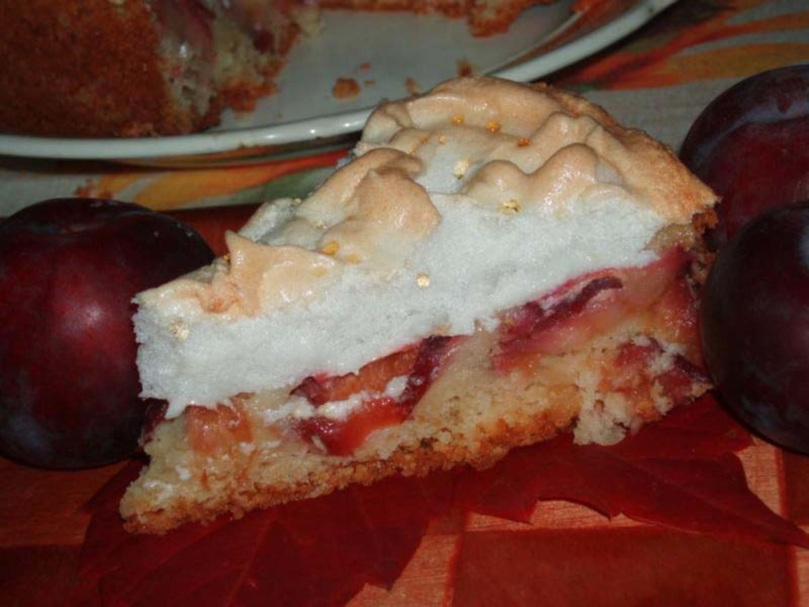Сливовый пирог с меренгой