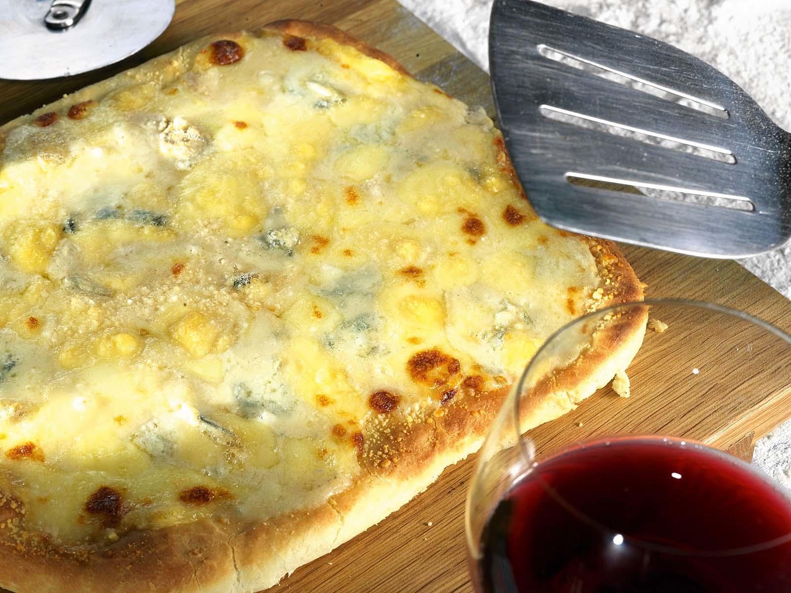пицца четыре сыра рецепт в домашних условиях в духовке пошаговый рецепт с фото фото 22