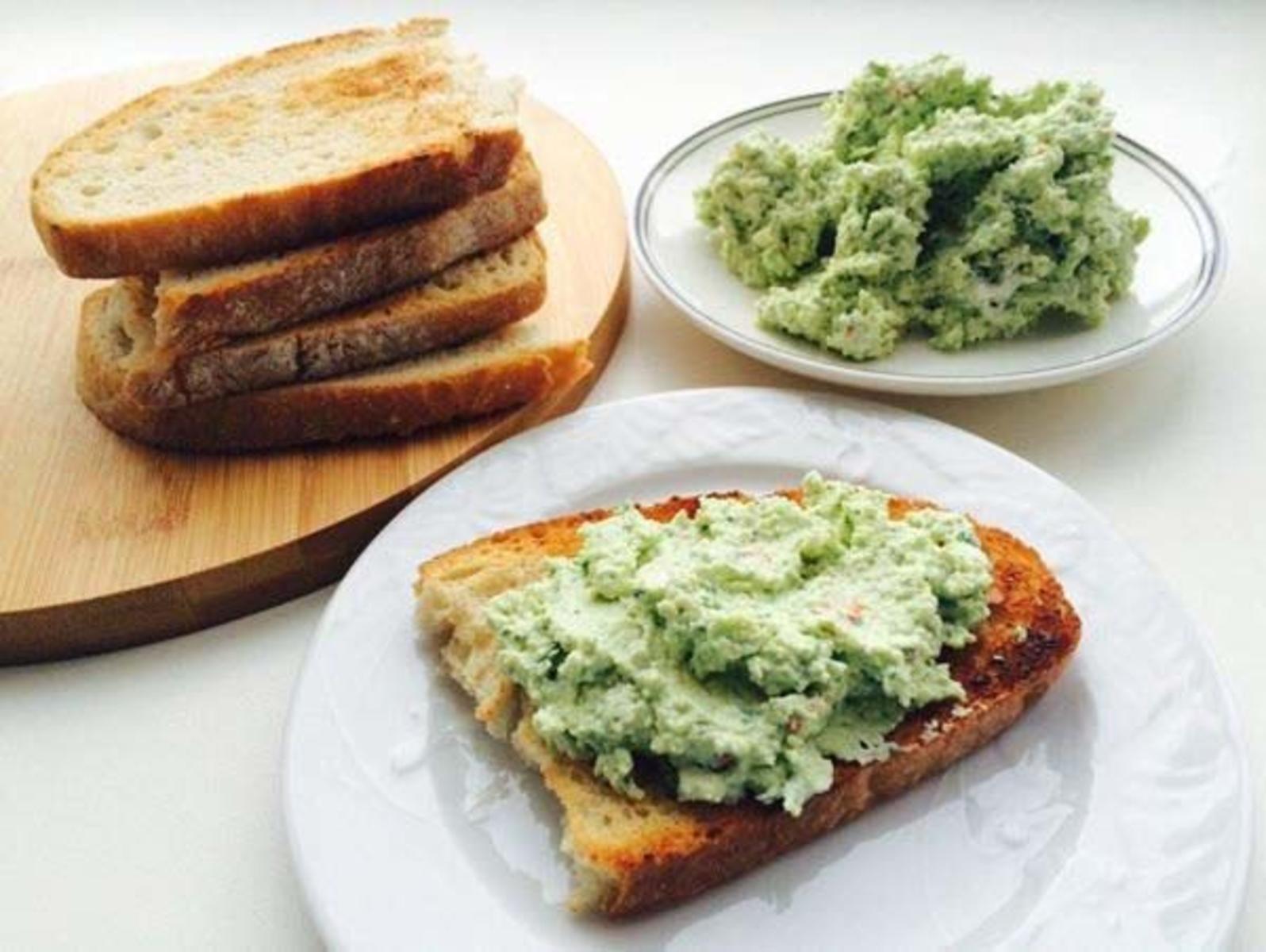 Бутерброд с зеленью
