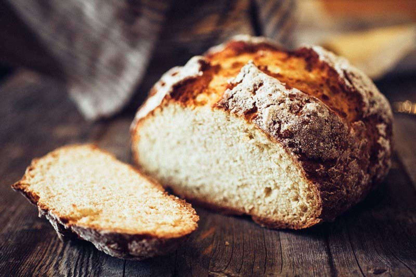 Рецепт хлеба от бельковича. Ирландский содовый хлеб. Содовый хлеб Ирландия. Свежеиспеченный хлеб. Красивый хлеб.